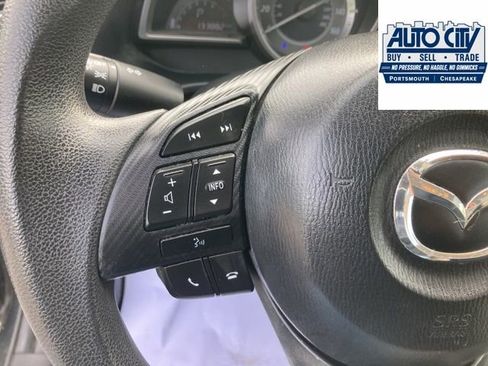 Used 2014 MAZDA MAZDA3 i Sport FWD image 23