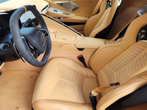 Used 2023 Chevrolet Corvette Stingray Premium Conv w/ Z51 Performance Package image 19