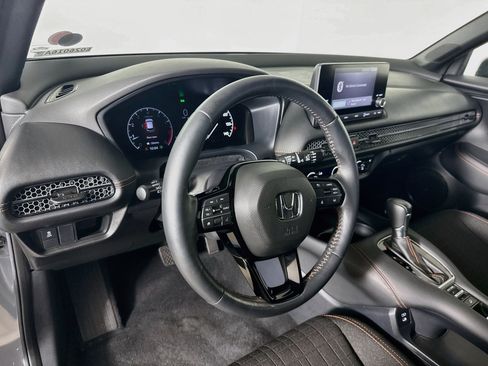 Used 2024 Honda HR-V Sport image 8