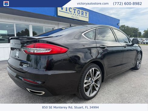 Used 2020 Ford Fusion Titanium AWD/4WD image 3