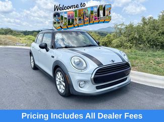 Used 2016 MINI Cooper 4-Door Hardtop FWD video 1