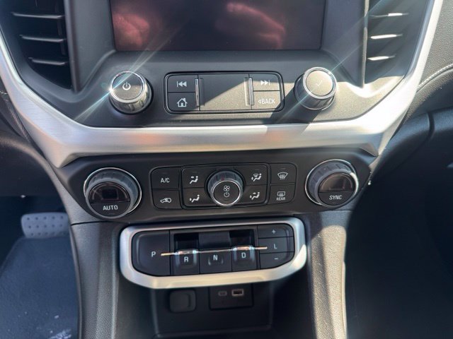 Used 2023 GMC Acadia SLE w/ Driver Convenience Package AWD/4WD image 30