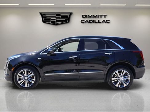 Used 2025 Cadillac XT5 Premium Luxury image 2