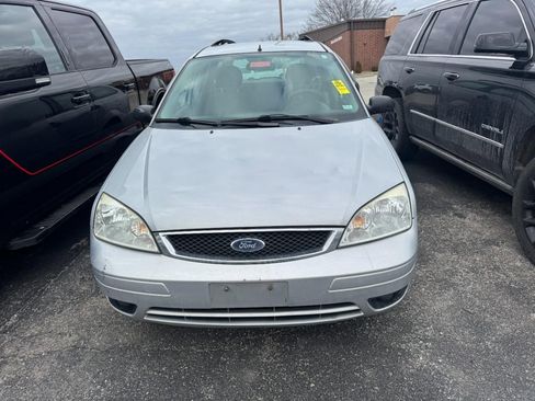 Used 2007 Ford Focus SES image 2