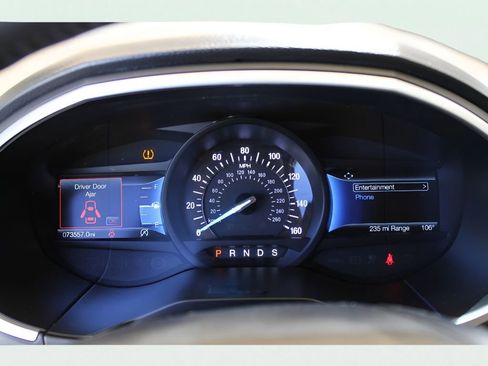Used 2021 Ford Edge SEL image 22