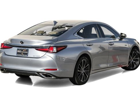 Used 2022 Lexus ES 350 w/ Premium Package image 8