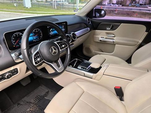 Used 2020 Mercedes-Benz GLB 250 image 23