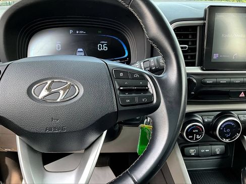 Certified 2023 Hyundai Venue SEL w/ Cargo Package FWD image 11