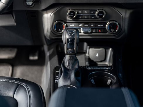 New 2025 Ford Bronco Outer Banks AWD/4WD image 21