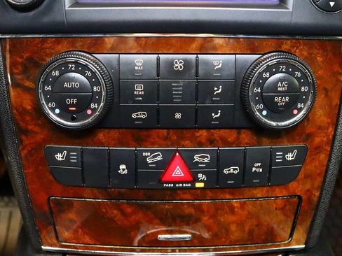 Used 2012 Mercedes-Benz GL 450 4MATIC image 19