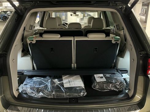 New 2026 Volkswagen Atlas SEL image 40