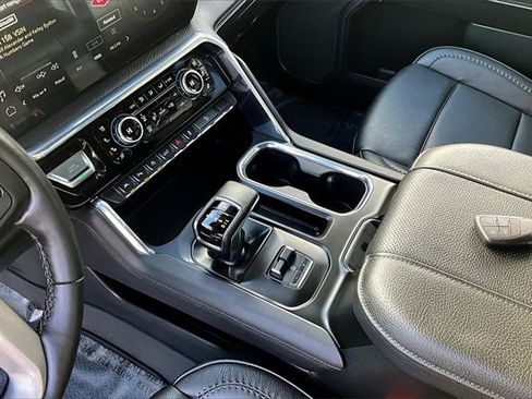 Used 2025 GMC Sierra 1500 Denali w/ Technology Package image 13