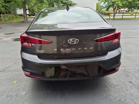 Used 2020 Hyundai Elantra Value Edition FWD image 6