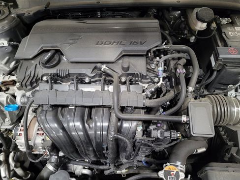 Used 2023 Hyundai Elantra SEL FWD image 30
