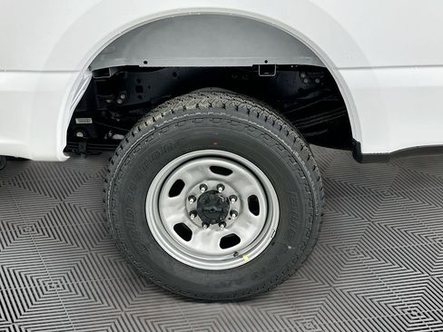 New 2026 Ford F350 XL w/ XL Chrome Package image 15