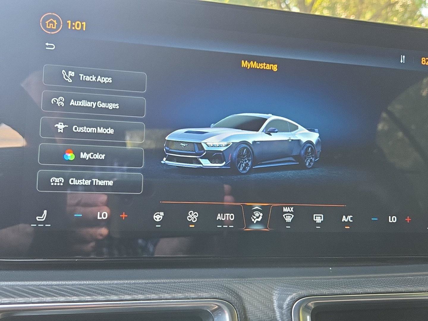 Used 2025 Ford Mustang Premium RWD image 22