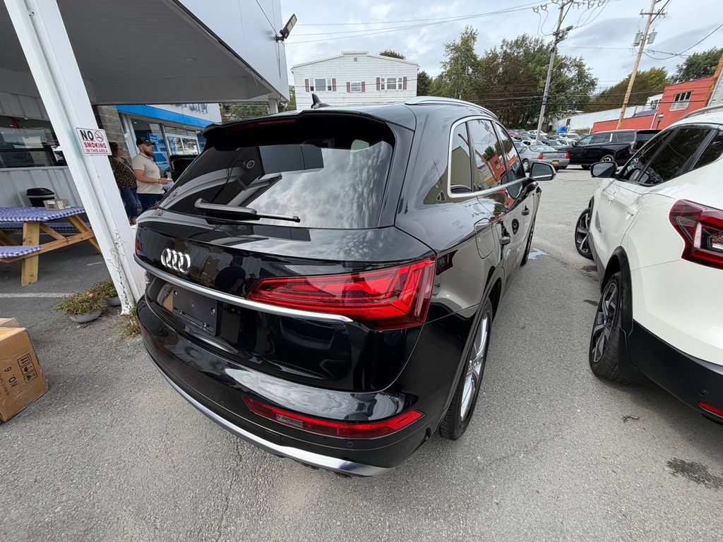 Used 2023 Audi SQ5 Premium Plus w/ Premium Plus Package AWD/4WD image 5