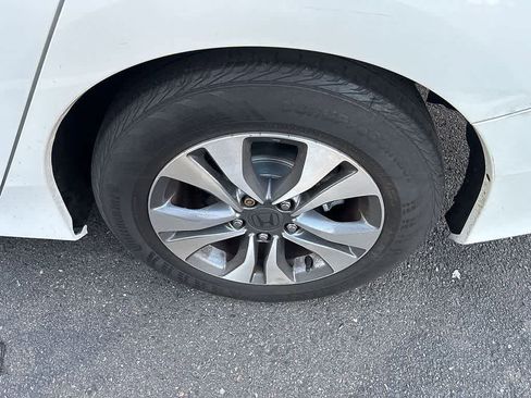 Used 2013 Honda Accord LX image 12