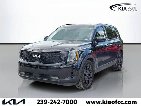 Used 2022 Kia Telluride SX w/ Nightfall Edition Package AWD/4WD image 3