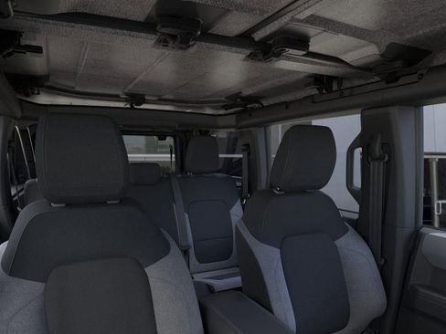 New 2025 Ford Bronco 4-Door image 12