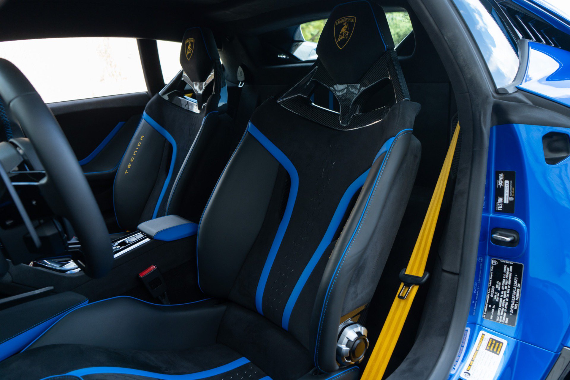 Used 2023 Lamborghini Huracan Tecnica RWD image 31