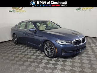 Certified 2023 BMW 530e xDrive w/ Convenience Package AWD/4WD video 1