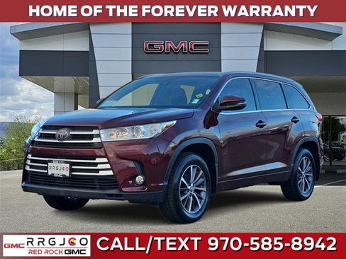 Used 2018 Toyota Highlander XLE w/ Carpet Mat Package (TMS) image 1