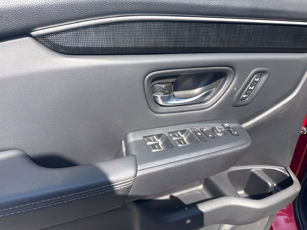 Used 2023 Honda Pilot Elite image 25