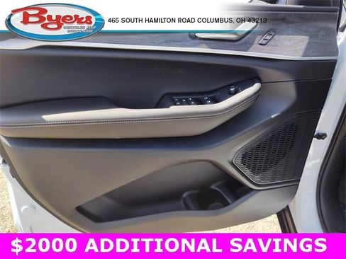 New 2025 Jeep Grand Cherokee Limited w/ Black Appearance Package image 12