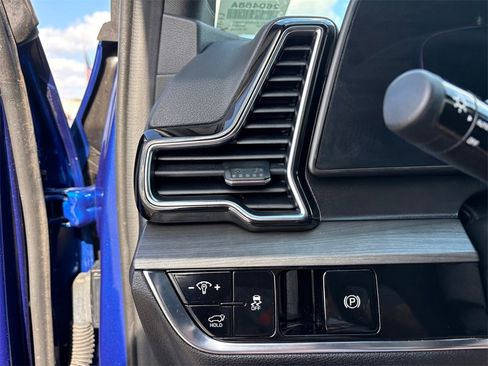 Used 2024 Kia Sportage X-Line w/ X-Line Premium Package image 23