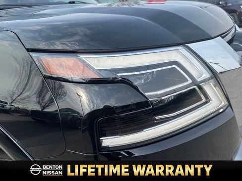 Certified 2022 Nissan Armada SL image 38