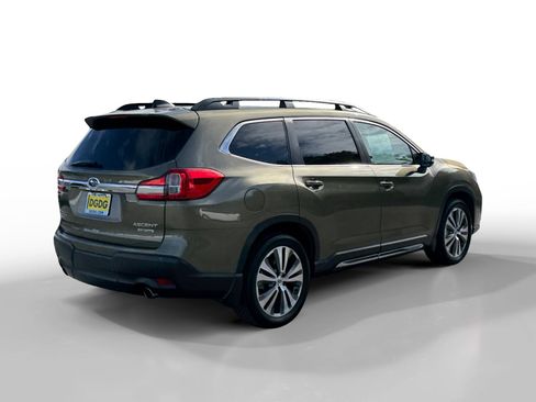 Used 2022 Subaru Ascent Limited w/ Technology Package AWD/4WD image 5