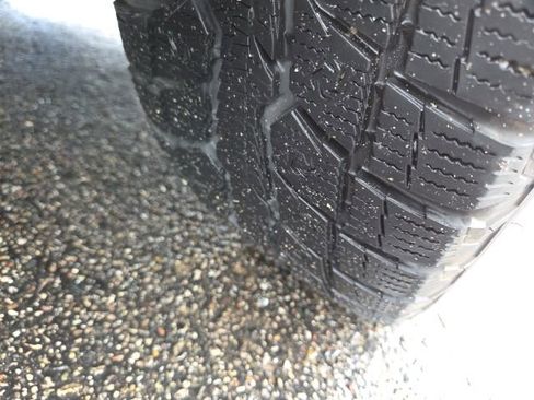 Used 2024 Buick Enclave Essence w/ Experience Buick Package image 73