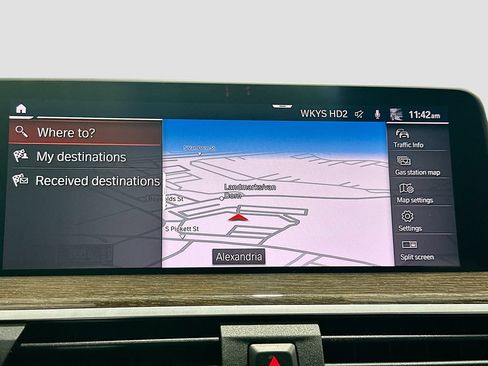 Used 2026 BMW 530i xDrive w/ Executive Package AWD/4WD image 13