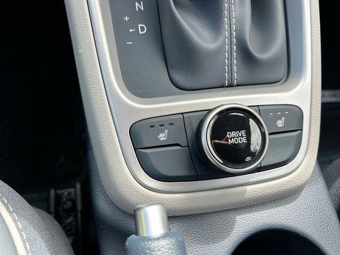 New 2026 Hyundai Venue SEL image 31