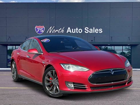 Used 2016 Tesla Model S P90D image 1