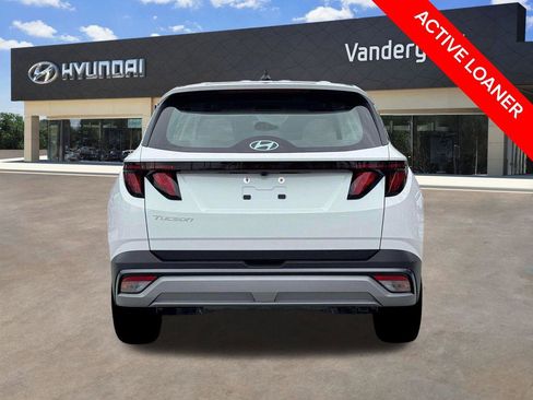New 2026 Hyundai Tucson SE image 6