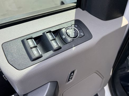 Used 2019 Ford F150 XLT w/ Trailer Tow Package AWD/4WD image 13