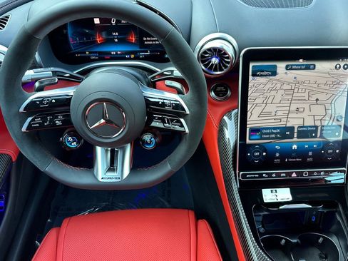 New 2025 Mercedes-Benz SL 63 AMG 4MATIC image 18