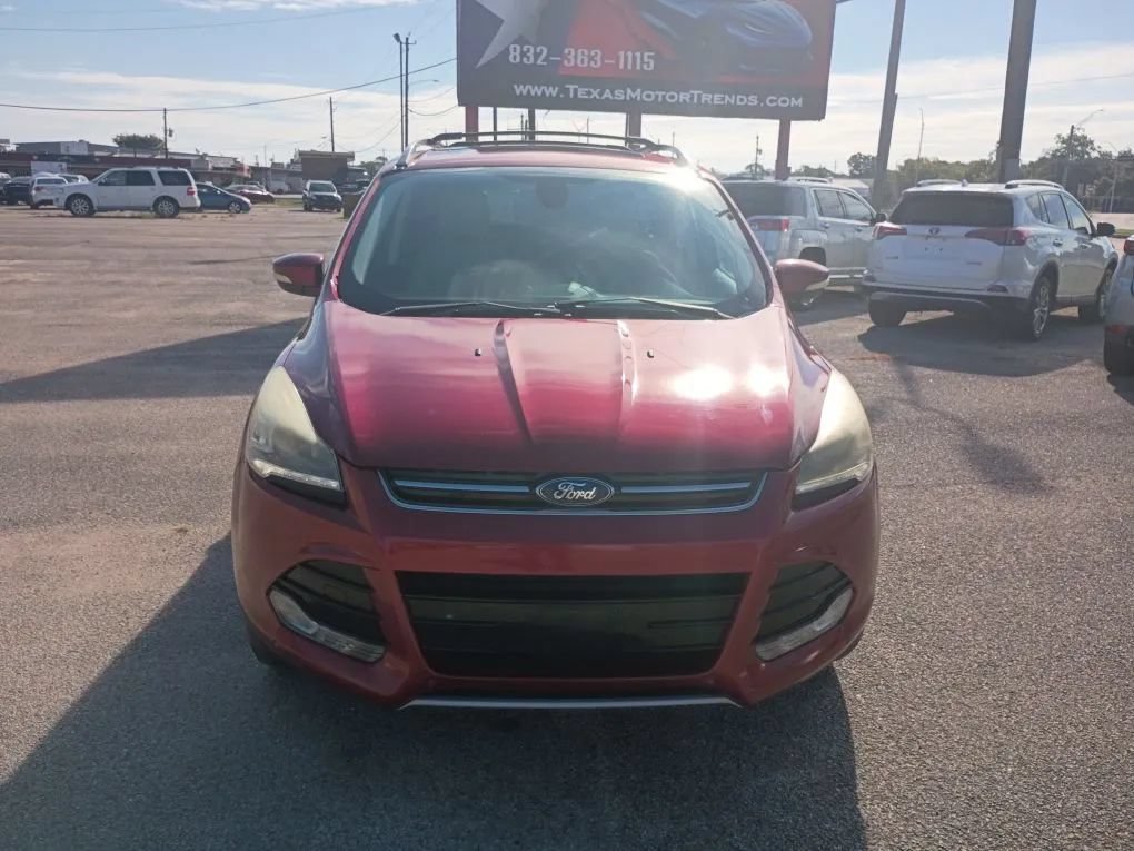 Used 2014 Ford Escape Titanium w/ Equipment Group 401A FWD image 8