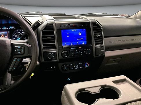 Used 2020 Ford F250 XLT AWD/4WD image 10