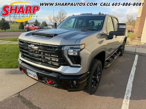 Used 2025 Chevrolet Silverado 3500 LT w/ Trail Boss Package AWD/4WD image 1