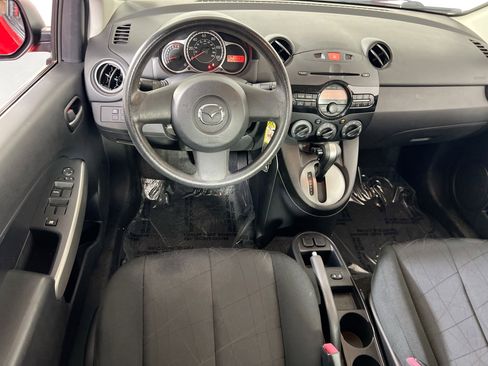 Used 2014 MAZDA MAZDA2 Sport FWD image 19