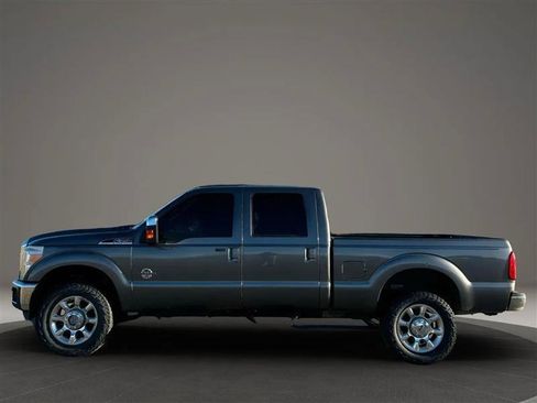 Used 2011 Ford F350 Lariat w/ Lariat Ultimate Pkg AWD/4WD image 2