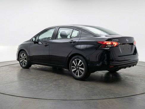 Used 2025 Nissan Versa SV FWD image 6