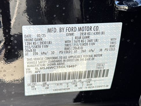 New 2025 Lincoln Aviator 2WD w/ Equipment Group 101A image 28