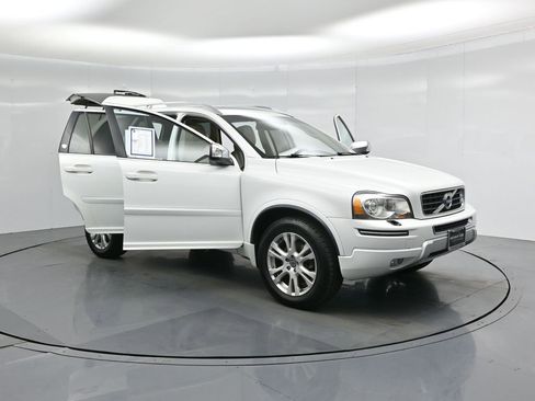 Used 2013 Volvo XC90 3.2 image 29