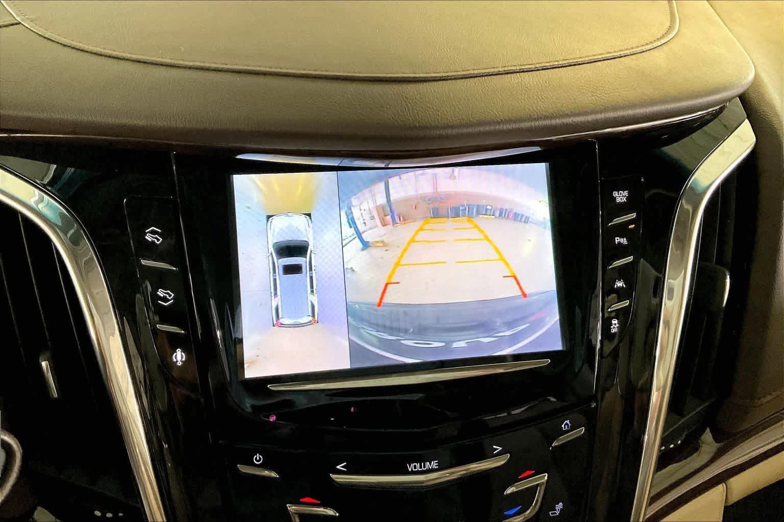 Used 2016 Cadillac Escalade ESV Luxury AWD/4WD image 27