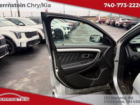 Used 2016 Ford Taurus SEL w/ Equipment Group 201A image 7