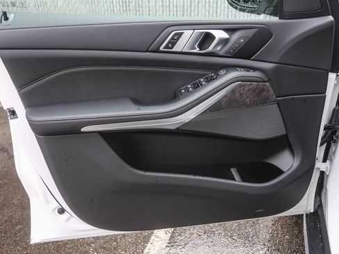 Used 2026 BMW X5 sDrive40i w/ Parking Assistance Package RWD image 17